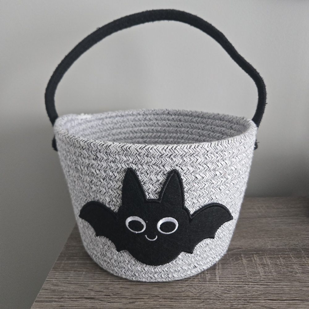 Halloween Bat Rope Basket